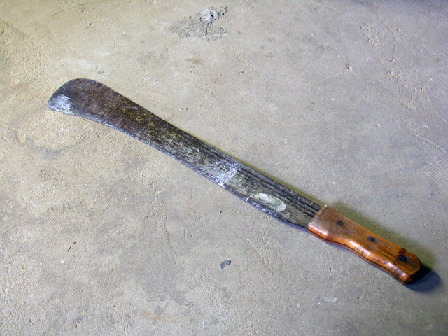 machete